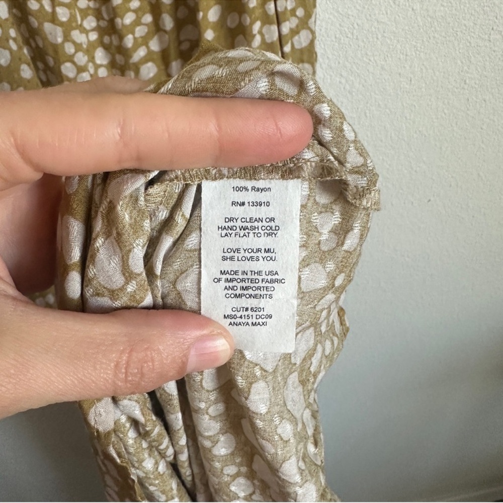 NWOT Show me your mumu Anaya cheetah print maxi dress - Picture 8 of 8